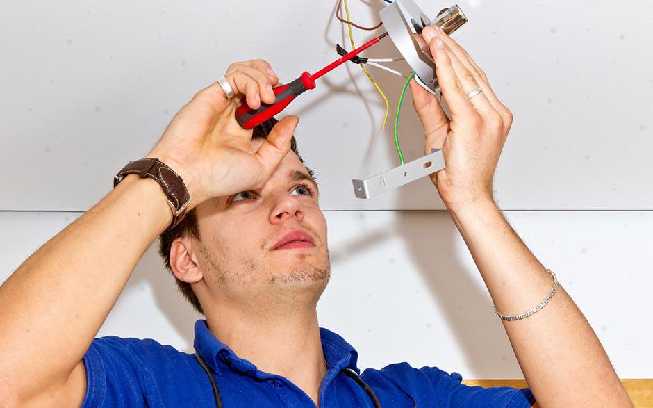 besoin d'un électricien Melun
